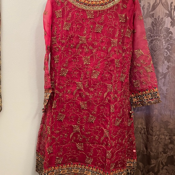 Indian/pakistani embroidered stitched suit 4 piece - Picture 4 of 4